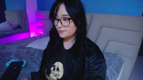 Snapshot of missloise chatting on October 13, 2025, 1:27 am Miss Loise online show from October 13, 2025, 1:27 am