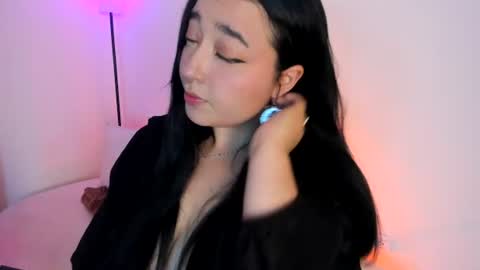 Miss Loise online show from July 29, 2026, 3:37 am