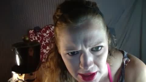 Snapshot of missloladarling chatting on August 1, 2026, 10:25 am missloladarling online show from August 1, 2026, 10:25 am