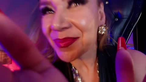 missmelania online show from May 23, 2026, 8:02 pm