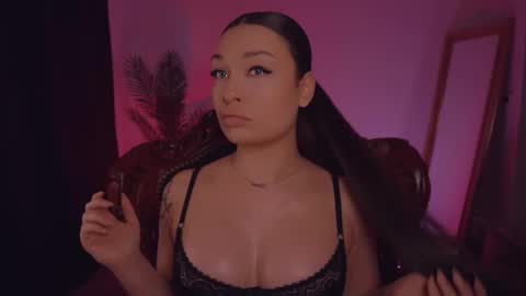 Snapshot of missmerciless chatting on February 23, 2025, 5:45 am LUXXANDRA online show from February 23, 2025, 5:45 am