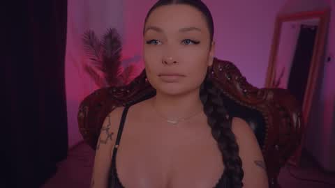 Snapshot of missmerciless chatting on February 26, 2025, 9:21 am LUXXANDRA online show from February 26, 2025, 9:21 am