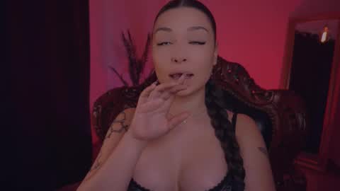 Snapshot of missmerciless chatting on March 12, 2025, 6:29 am LUXXANDRA online show from March 12, 2025, 6:29 am