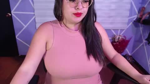 Miia online show from February 3, 2026, 6:57 pm