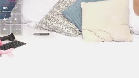 Snapshot of missmiamor chatting on December 26, 2024, 5:19 pm Mia online show from December 26, 2024, 5:19 pm