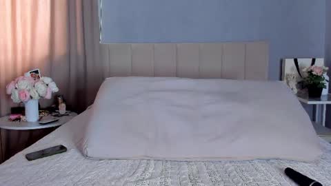 missmiatv online show from July 21, 2026, 3:42 am