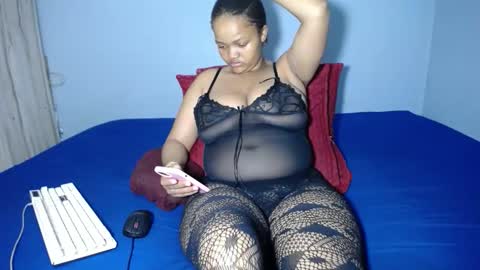 mimmi online show from September 20, 2025, 7:09 am