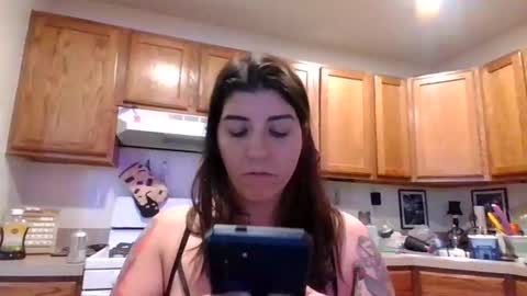 Snapshot of missmonatoyou chatting on May 6, 2026, 11:43 pm MissMona online show from May 6, 2026, 11:43 pm