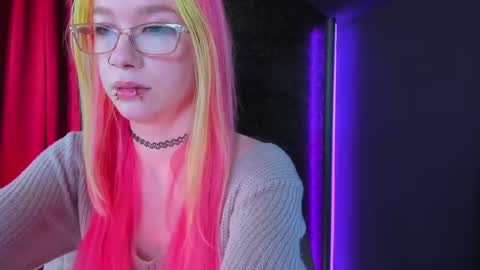 Snapshot of missnikkivill chatting on February 17, 2025, 7:21 pm Mistress Nikki Vill online show from February 17, 2025, 7:21 pm