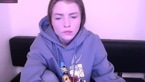 Snapshot of missoliviaa_ chatting on January 21, 2025, 11:13 am Olivia online show from January 21, 2025, 11:13 am