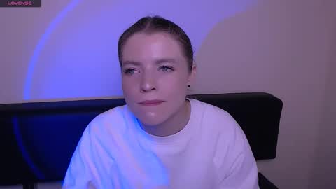 Snapshot of missoliviaa_ chatting on November 1, 2025, 8:27 am Olivia online show from November 1, 2025, 8:27 am