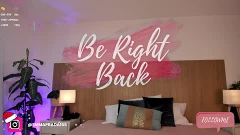 Emma Prada online show from December 18, 2025, 11:27 am