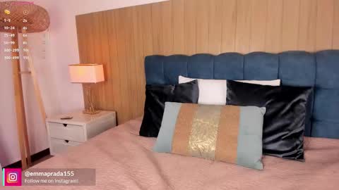 Emma Prada online show from February 16, 2026, 11:50 am