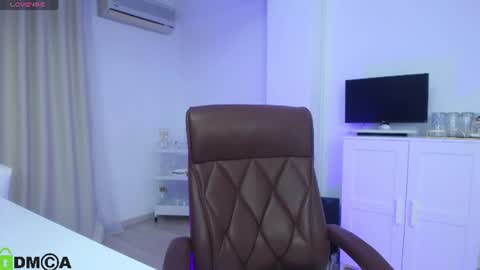 Missrachelxo online show from July 22, 2026, 7:05 pm