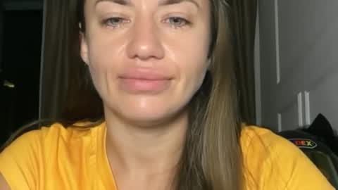 Snapshot of missroriann chatting on May 5, 2026, 5:32 pm missroriann online show from May 5, 2026, 5:32 pm