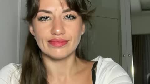 Snapshot of missroriann chatting on June 2, 2026, 5:37 pm missroriann online show from June 2, 2026, 5:37 pm