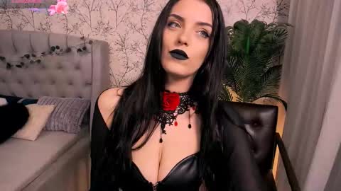 Snapshot of missrosse_ chatting on October 11, 2025, 8:29 pm Emily online show from October 11, 2025, 8:29 pm
