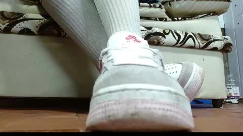 TELL ME MISS online show from September 24, 2025, 4:10 pm