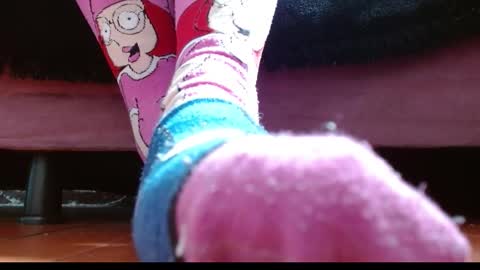 TELL ME MISS online show from September 25, 2025, 4:32 pm