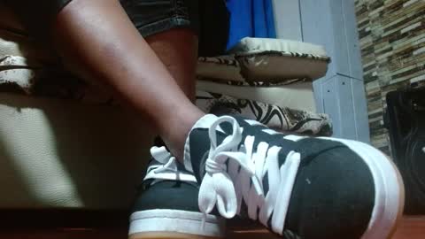 TELL ME MISS online show from November 27, 2025, 4:03 am