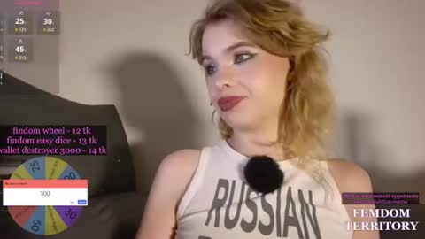 Misss Lola Angel online show from July 28, 2026, 7:39 pm