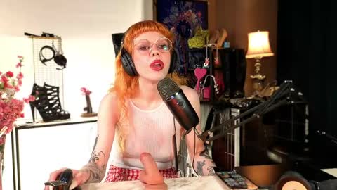 Snapshot of misstaco chatting on May 9, 2026, 12:05 am Tacodeluxe online show from May 9, 2026, 12:05 am