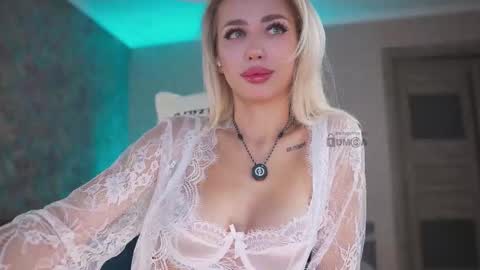 Eva online show from October 12, 2025, 12:20 am