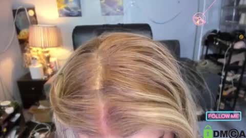 Snapshot of misstressheavenly chatting on March 6, 2026, 3:52 pm Amanda . online show from March 6, 2026, 3:52 pm
