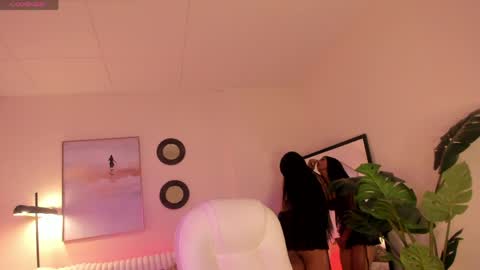 Snapshot of missvaleriaa chatting on May 6, 2026, 12:43 pm Valeria Davila online show from May 6, 2026, 12:43 pm