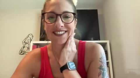 Snapshot of missveronicajaymes chatting on May 22, 2026, 4:34 pm Miss Veronica Jaymes online show from May 22, 2026, 4:34 pm
