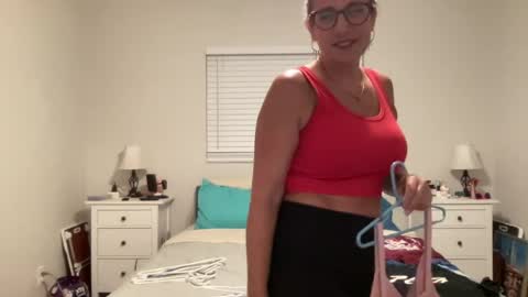 Snapshot of missveronicajaymes chatting on May 29, 2026, 12:41 am Miss Veronica Jaymes online show from May 29, 2026, 12:41 am