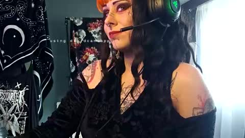 Snapshot of missxdeville chatting on September 21, 2025, 3:35 pm MissXDeville online show from September 21, 2025, 3:35 pm