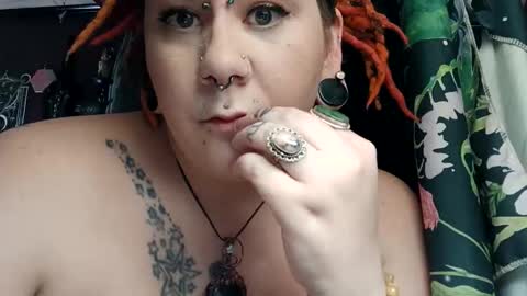 missxmoth444 online show from December 18, 2025, 10:16 pm