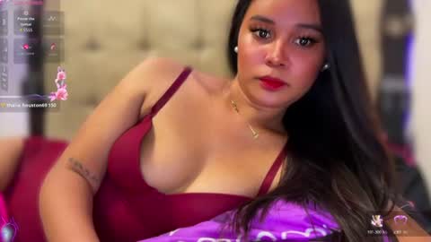 Snapshot of missxthalia697 chatting on June 20, 2026, 8:28 am Miss. Thalia online show from June 20, 2026, 8:28 am