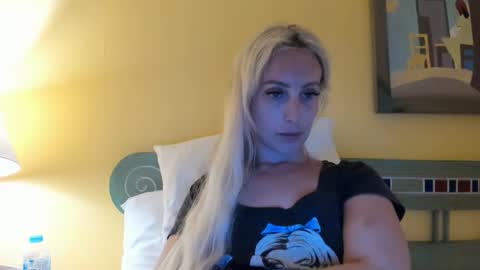 Snapshot of missy_matrix chatting on November 19, 2025, 7:58 pm Missy matrix online show from November 19, 2025, 7:58 pm