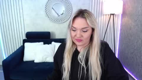 missyymarty online show from March 26, 2026, 8:09 am