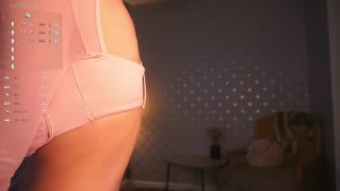 Snapshot of mist_mia chatting on June 28, 2026, 7:31 pm Mia online show from June 28, 2026, 7:31 pm
