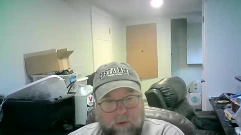 Snapshot of mister_happy567 chatting on March 20, 2026, 10:58 pm Mr. Happy online show from March 20, 2026, 10:58 pm