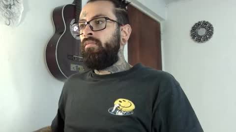 Snapshot of misternocturne chatting on October 6, 2025, 3:42 pm misternocturne online show from October 6, 2025, 3:42 pm