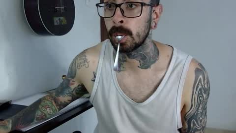 Snapshot of misternocturne chatting on October 25, 2025, 3:51 pm misternocturne online show from October 25, 2025, 3:51 pm