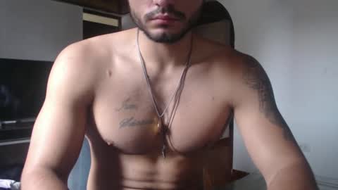 mistersam33 online show from February 11, 2025, 2:24 pm