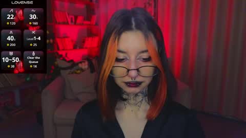 Marcelline online show from April 4, 2026, 1:26 am