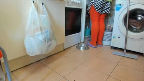 Snapshot of mistress_adel chatting on April 19, 2026, 7:29 am mistress_adel online show from April 19, 2026, 7:29 am