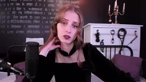 Snapshot of mistress_marlene chatting on December 6, 2024, 4:17 pm Mistress Marlene online show from December 6, 2024, 4:17 pm