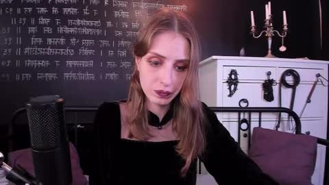 Snapshot of mistress_marlene chatting on January 24, 2025, 4:39 pm Mistress Marlene online show from January 24, 2025, 4:39 pm