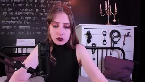 Snapshot of mistress_marlene chatting on November 18, 2025, 6:07 am Mistress Marlene online show from November 18, 2025, 6:07 am