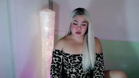 mistress_marta69 online show from December 4, 2025, 11:13 pm