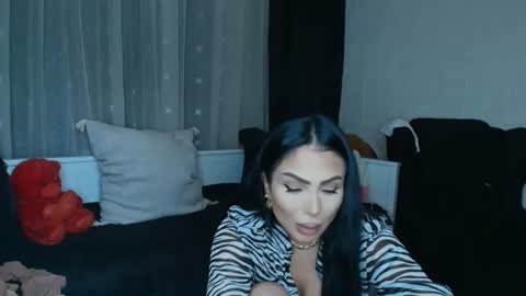 Snapshot of mistress_meryem chatting on July 14, 2026, 2:05 am mistress_meryem online show from July 14, 2026, 2:05 am