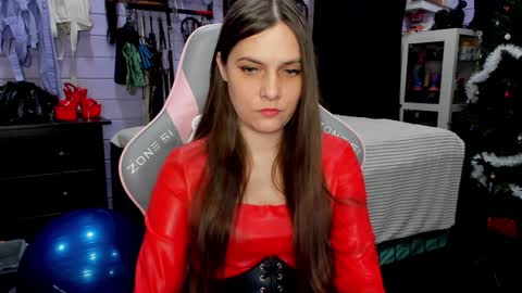 Snapshot of mistress_priest chatting on December 5, 2024, 8:11 pm Dirty Priest and Ivi online show from December 5, 2024, 8:11 pm