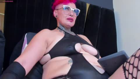 Sandy Mistress  online show from July 17, 2026, 9:52 pm